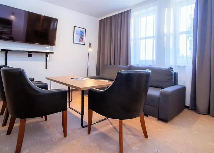 - Апарт-отель Варшава